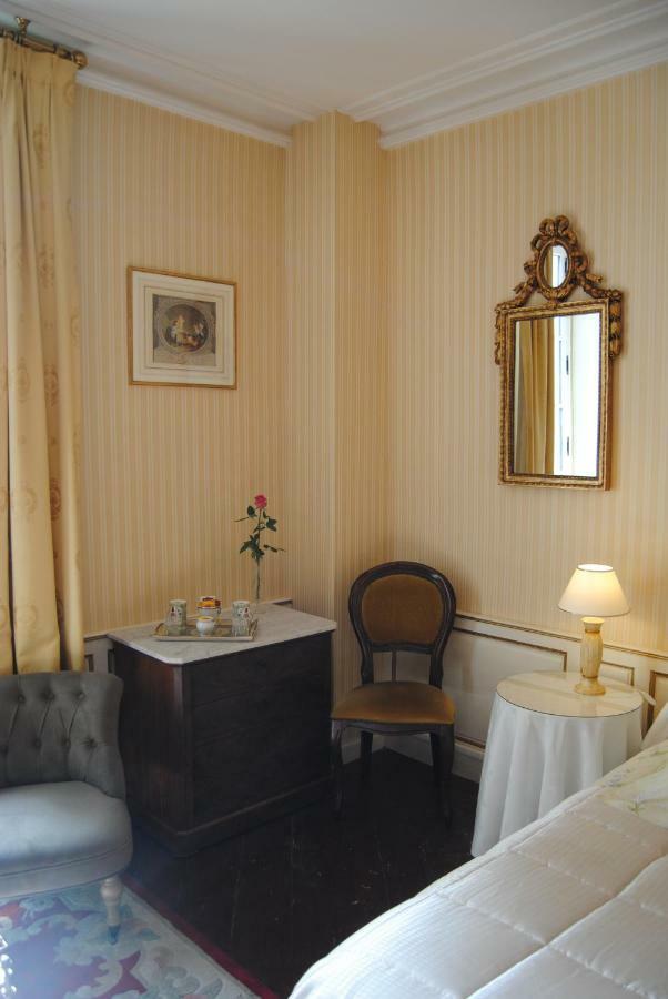 באיו Hotel Particulier De Sainte Croix מראה חיצוני תמונה