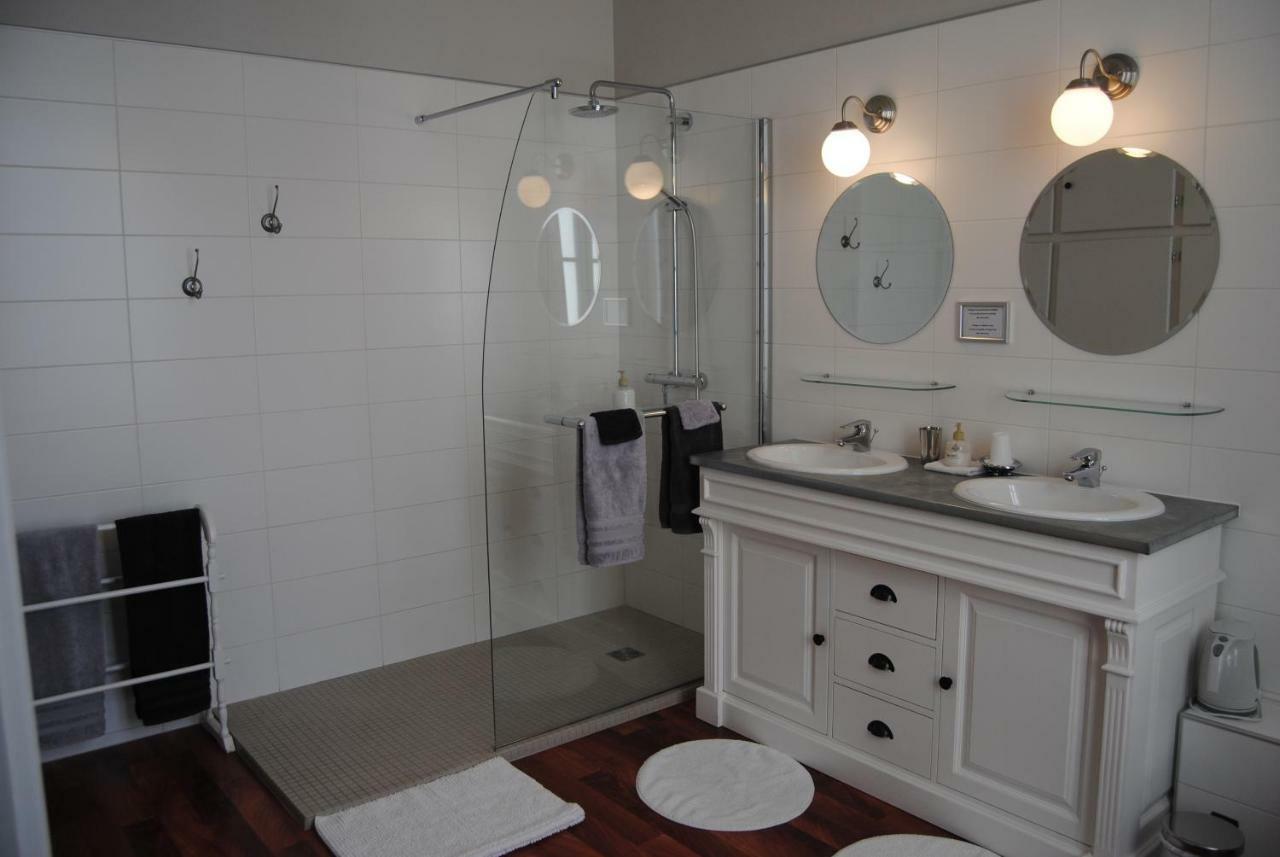 באיו Hotel Particulier De Sainte Croix מראה חיצוני תמונה